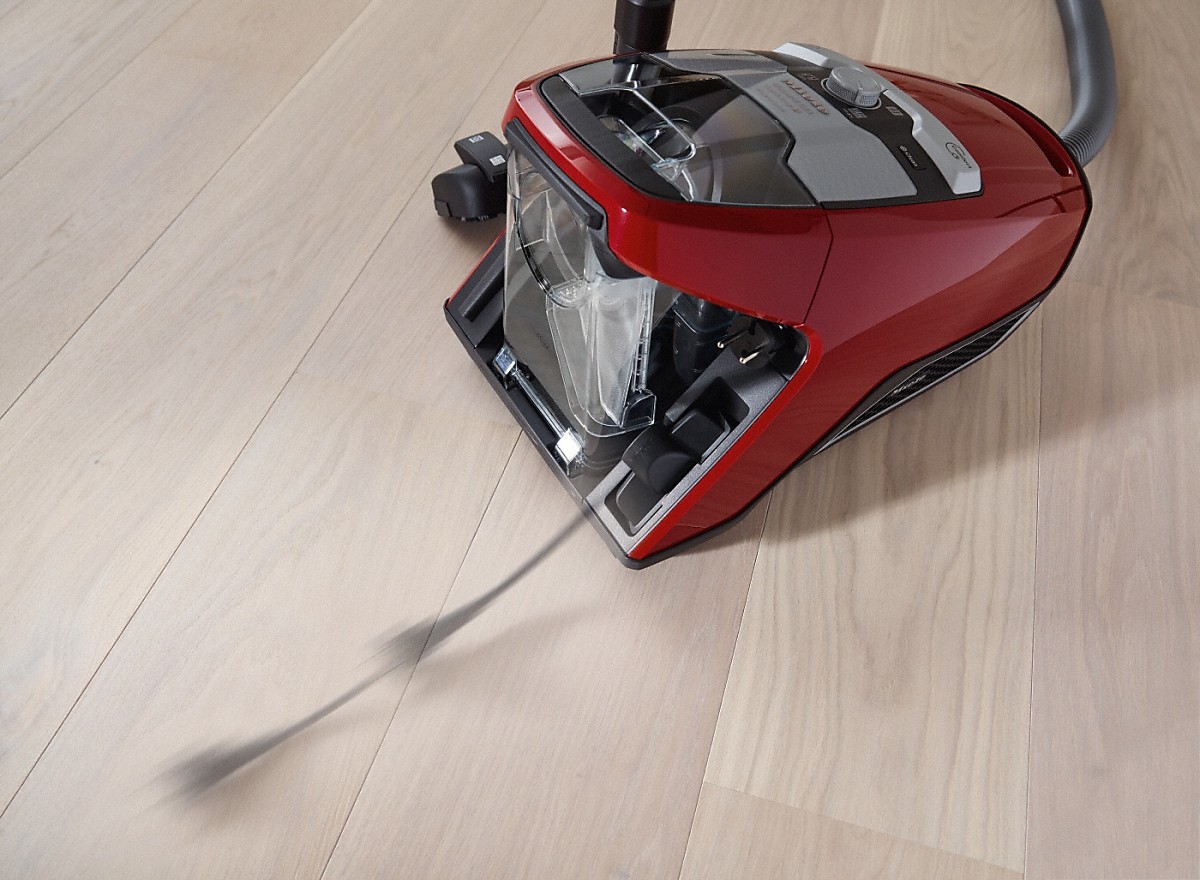 Пылесос Miele SKRR3 Blizzard CX1 Red Пылесос Miele SKRR3 Blizzard CX1 Red