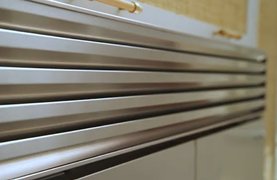 Современные холодильники  Sub-Zero