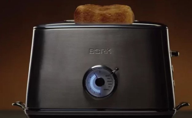 Тостер BORK T703 BK (video 1)
