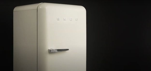 Холодильник Smeg FAB10LCR6 (video 1)