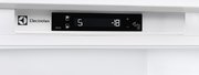 Холодильник Electrolux ENN 92853 CW фото 3